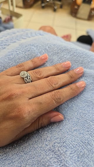 Glamour Nails