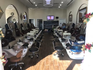 Le Nails & Spa