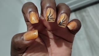 Hollywood Nails