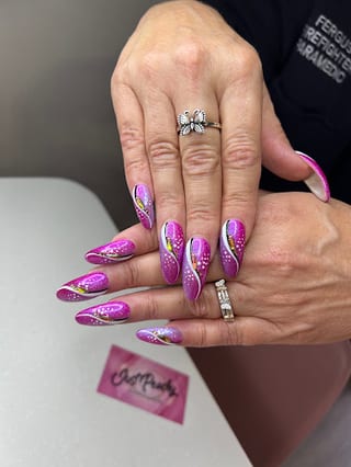 JUST PEACHY NAILS & LASHES