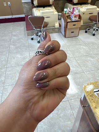 Lady Nail