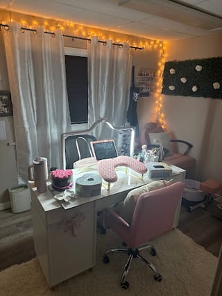 Qtsy Nailz Salon