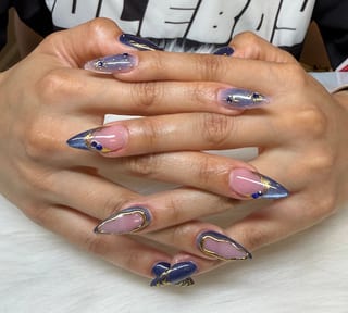 Nails by Ximena