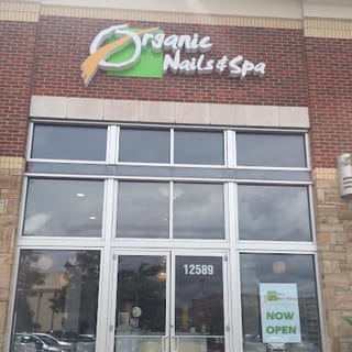 Organic Nails and Spa