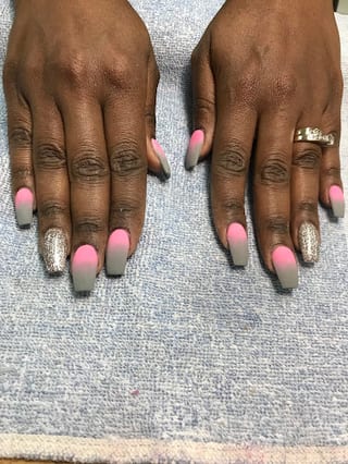 Miss Nails