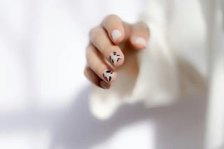 Tiệm cần thợ nail tại Boca Raton, FL