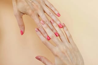 Cần thợ nails nữ có kinh nghiệm tại Manchester Township, NJ
