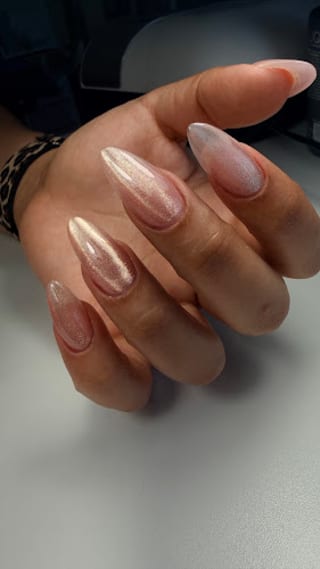 Lorena Cardozo Nails