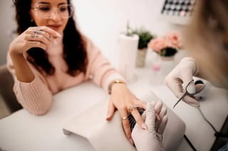 Cần bán gấp tiệm nail tại Nashville, TN