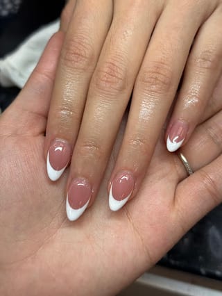 Her Nail Spot