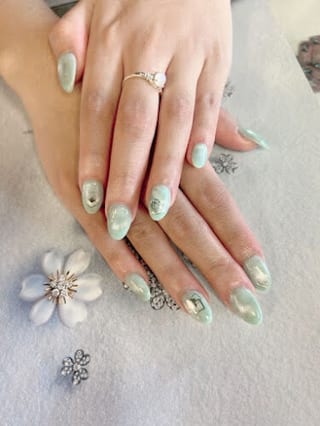 Mod Nails