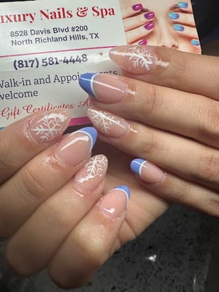 Luxury Nails & Spa (Target Shopping Center)