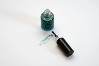 Cần tuyển quản lý và thợ nail tại Fort Worth, TX