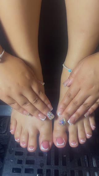 Nails Flowers