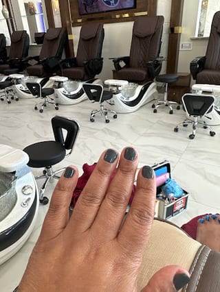 Lemon Drop Nail Bar