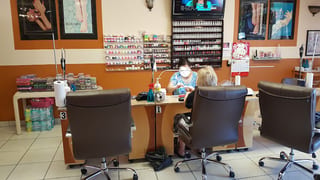 Deluxe Spa & Nail