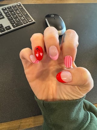 Somewhere Nail Bar