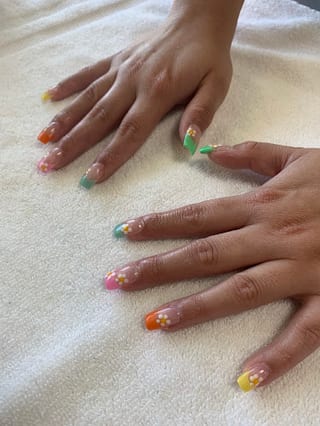 Luxury Nails and Spa