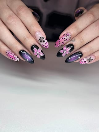 Nails by Hails