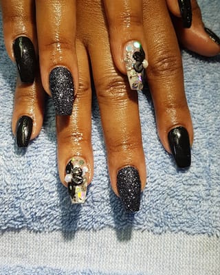 Q Nails
