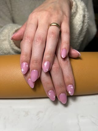 Groovy Nails