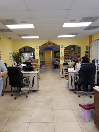 Queen Nails & Spa