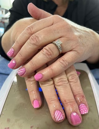 Color Nails & Spa