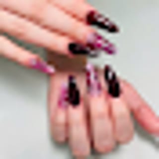 Kana Nails