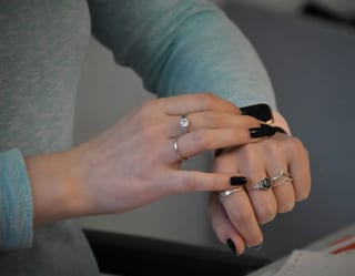 Cần thợ nails tại Midland, TX