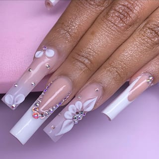 Silt & Stone Nail Spa