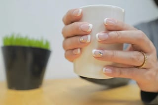 Tuyển thợ nail giỏi tại Bradenton, FL