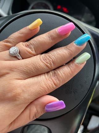 Heavenly Nails & Day Spa
