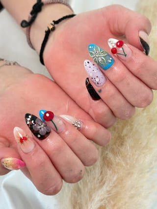 Viva Nails