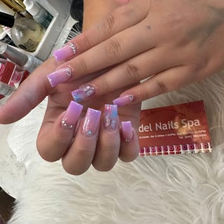Model Nail Spa