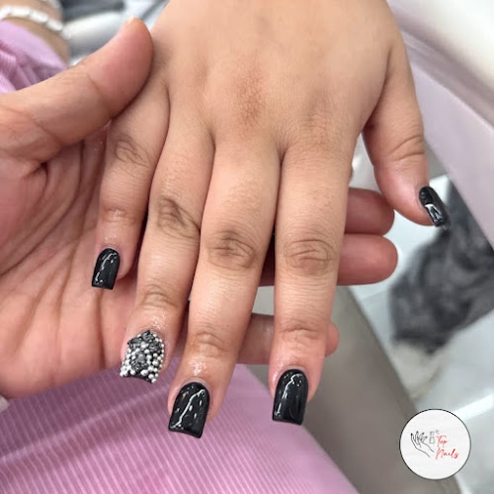 Top Nails photo 1