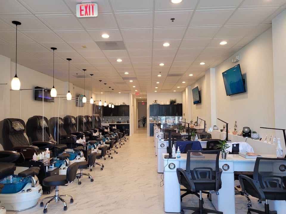 ADVANCED ESTHETICS SCHOOL AND NEW YOU MED SPA photo 1