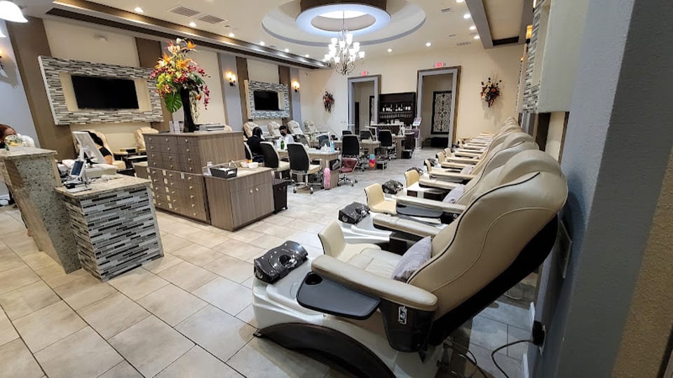 Essential Nail Spa photo 1