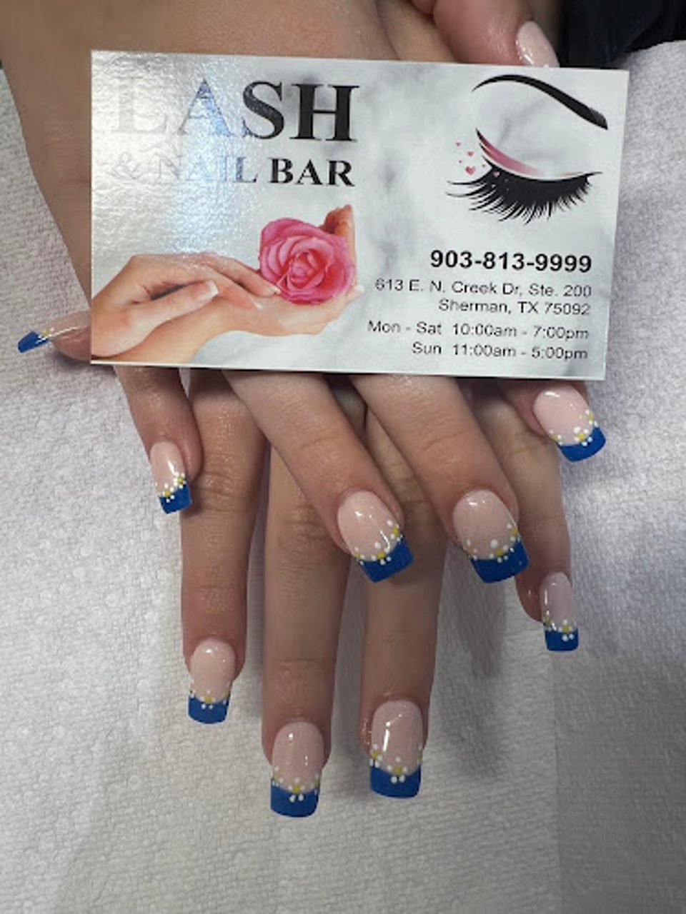 Lash and Nail Bar photo 1