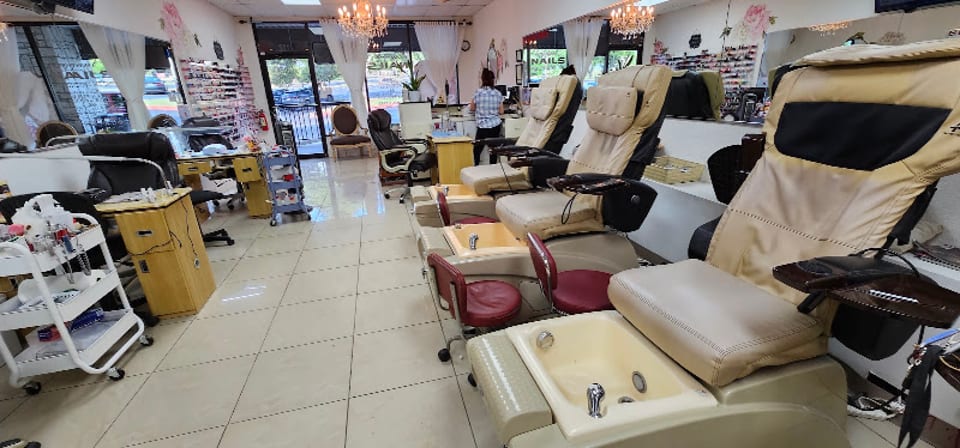 Elegant Nails & Spa photo 1