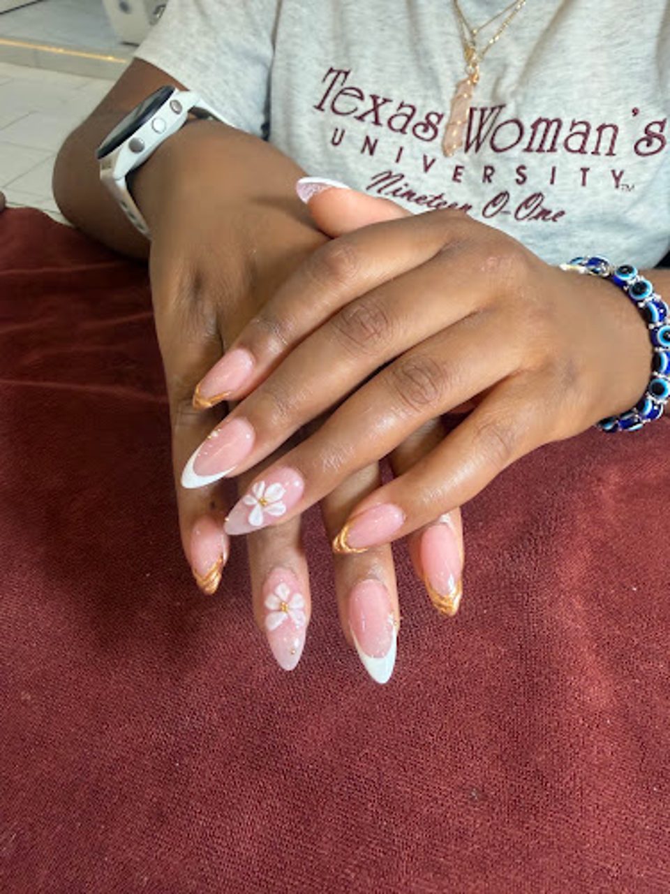Lounge Luxury Nail & Lash photo 1