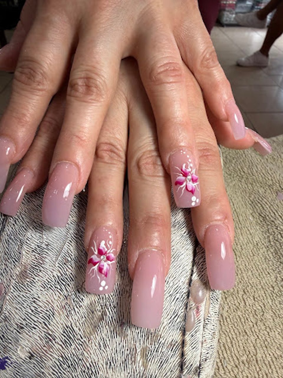 TL Nails Spa photo 1
