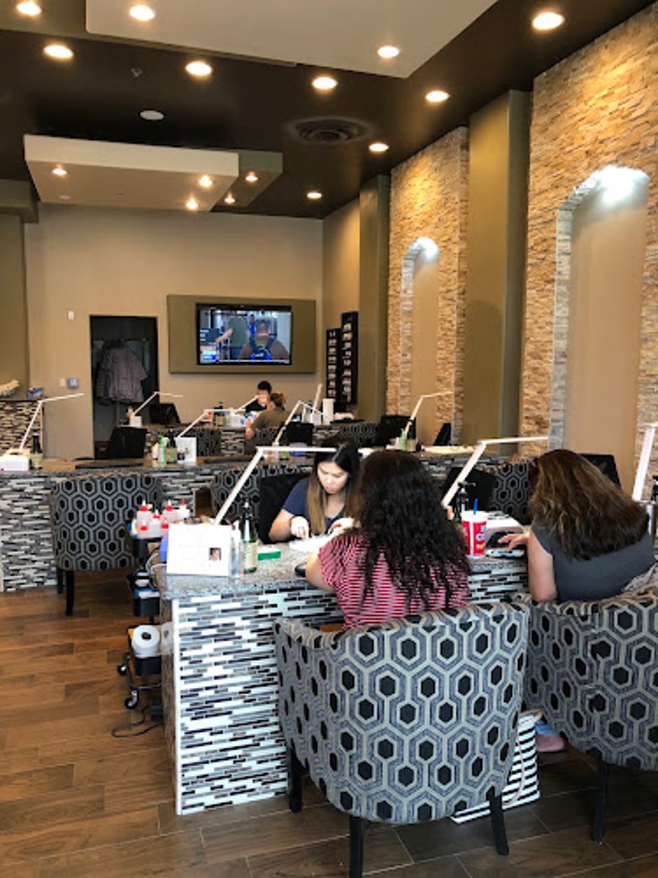 LUXURY NAIL SPA photo 1