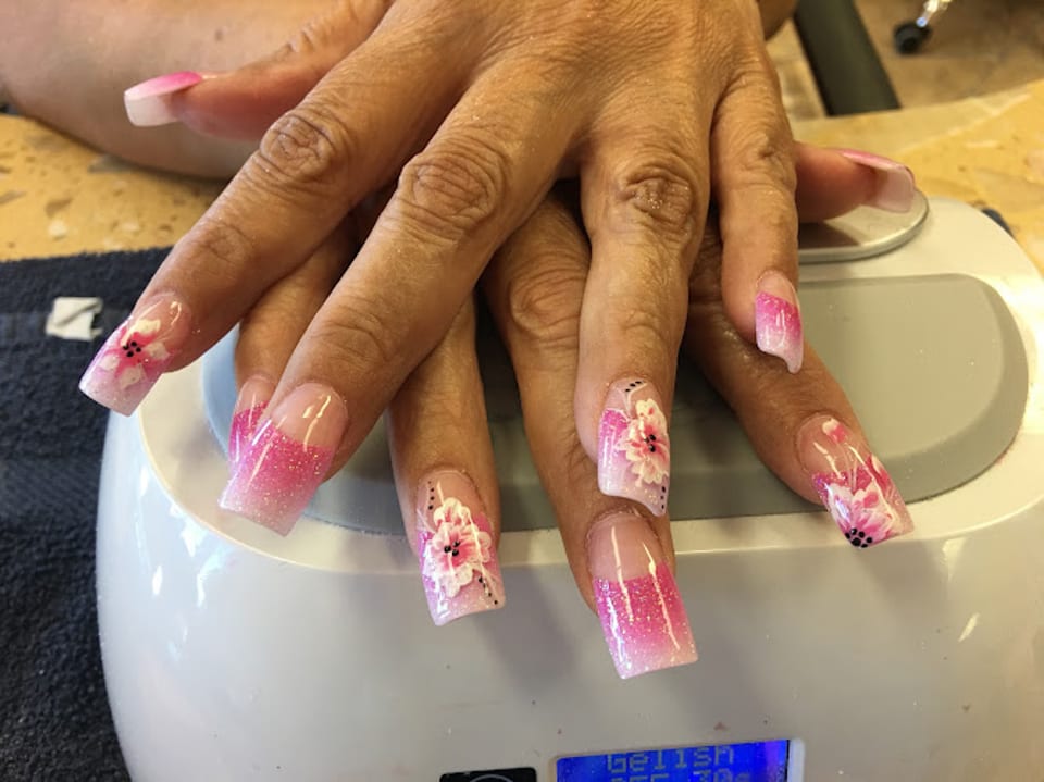 Express nails and waxing photo 1