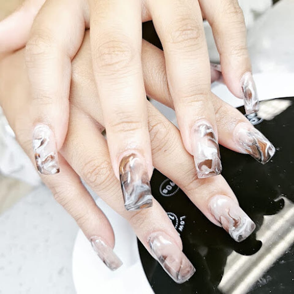 Weekend Nails photo 1
