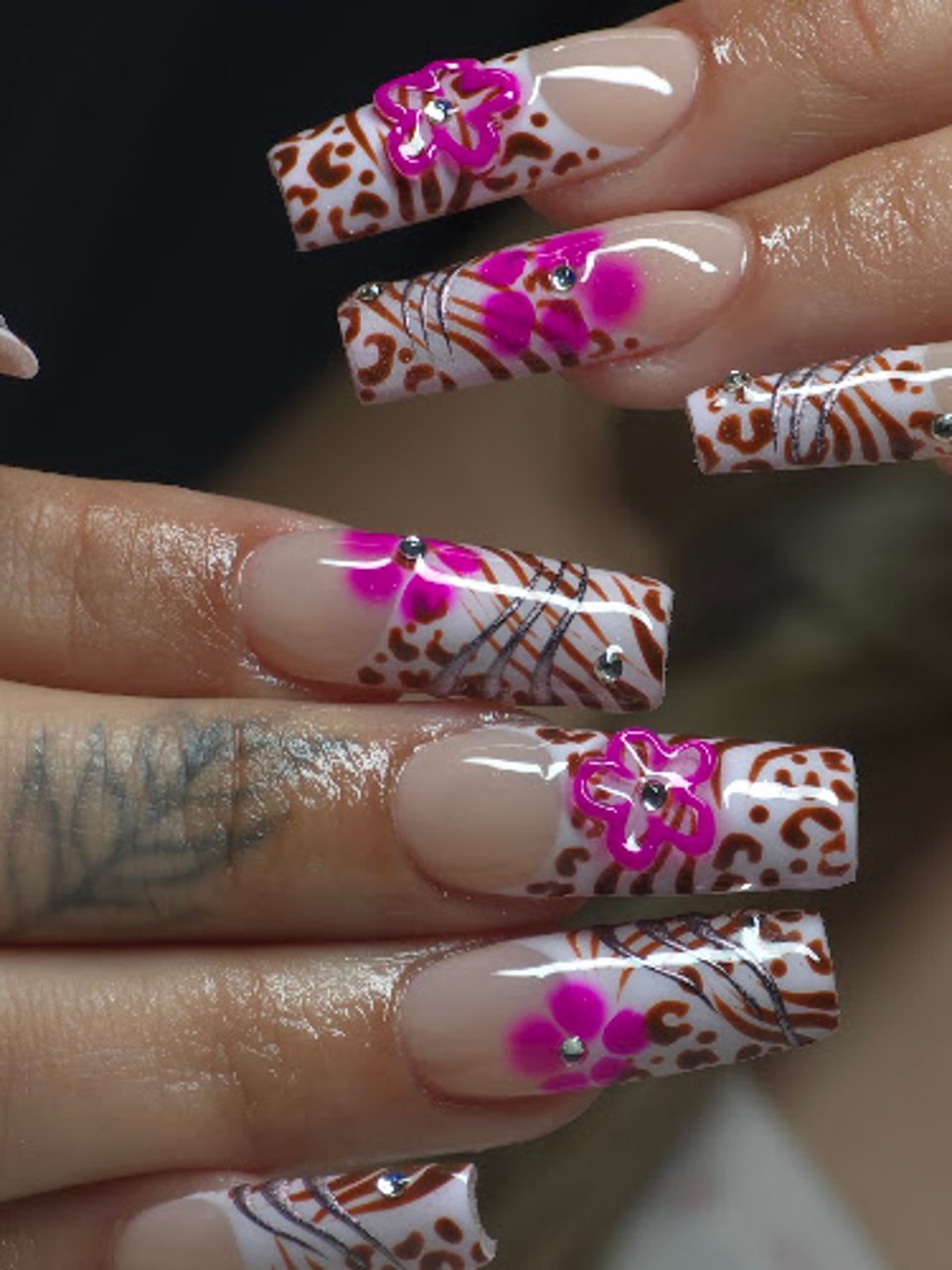 Worm Nails Studio photo 1