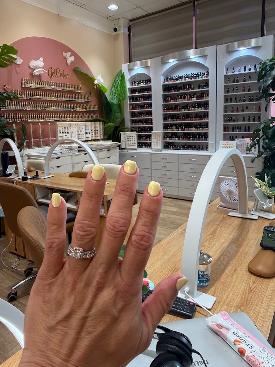 Sunny by LA ROSE 67 Nail Lounge photo 1