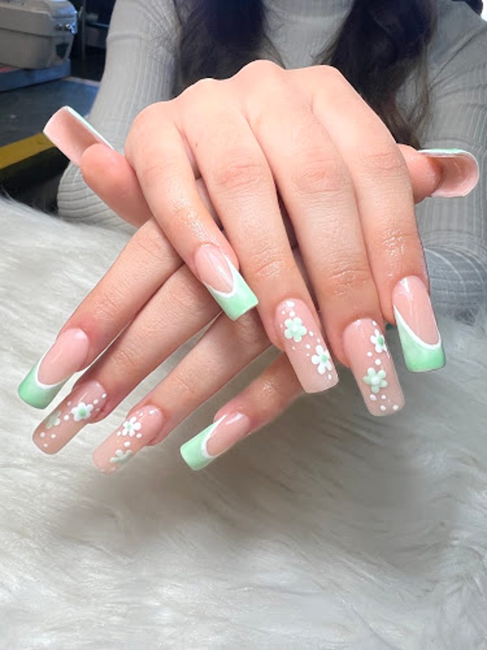 Bad.Ash.Nails photo 1