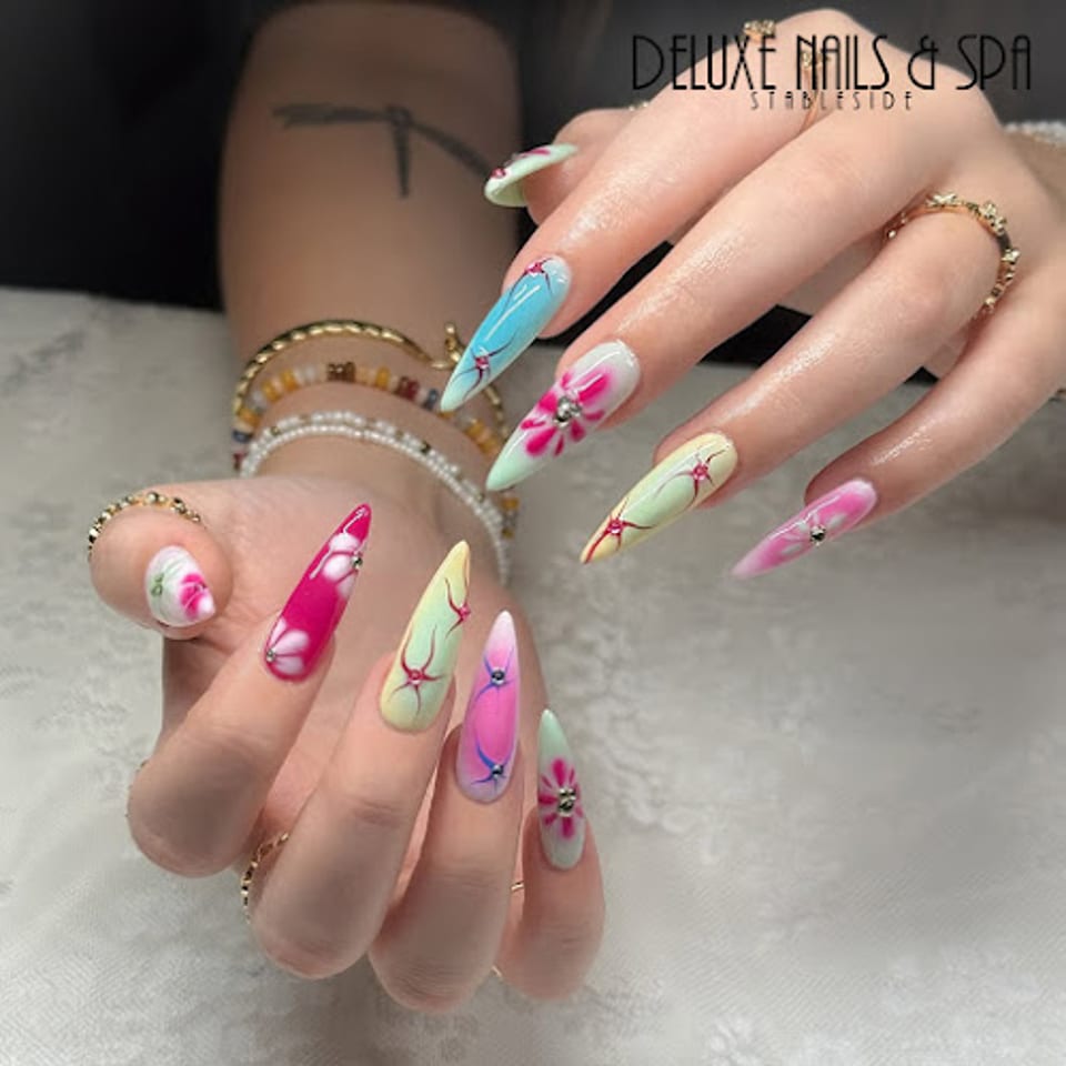 Deluxe Nails and Spa Stableside photo 1