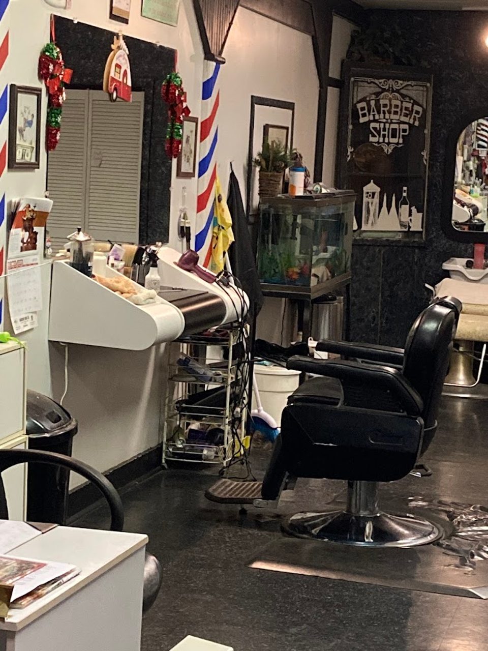 Nippin Nicks Barber Shop photo 1