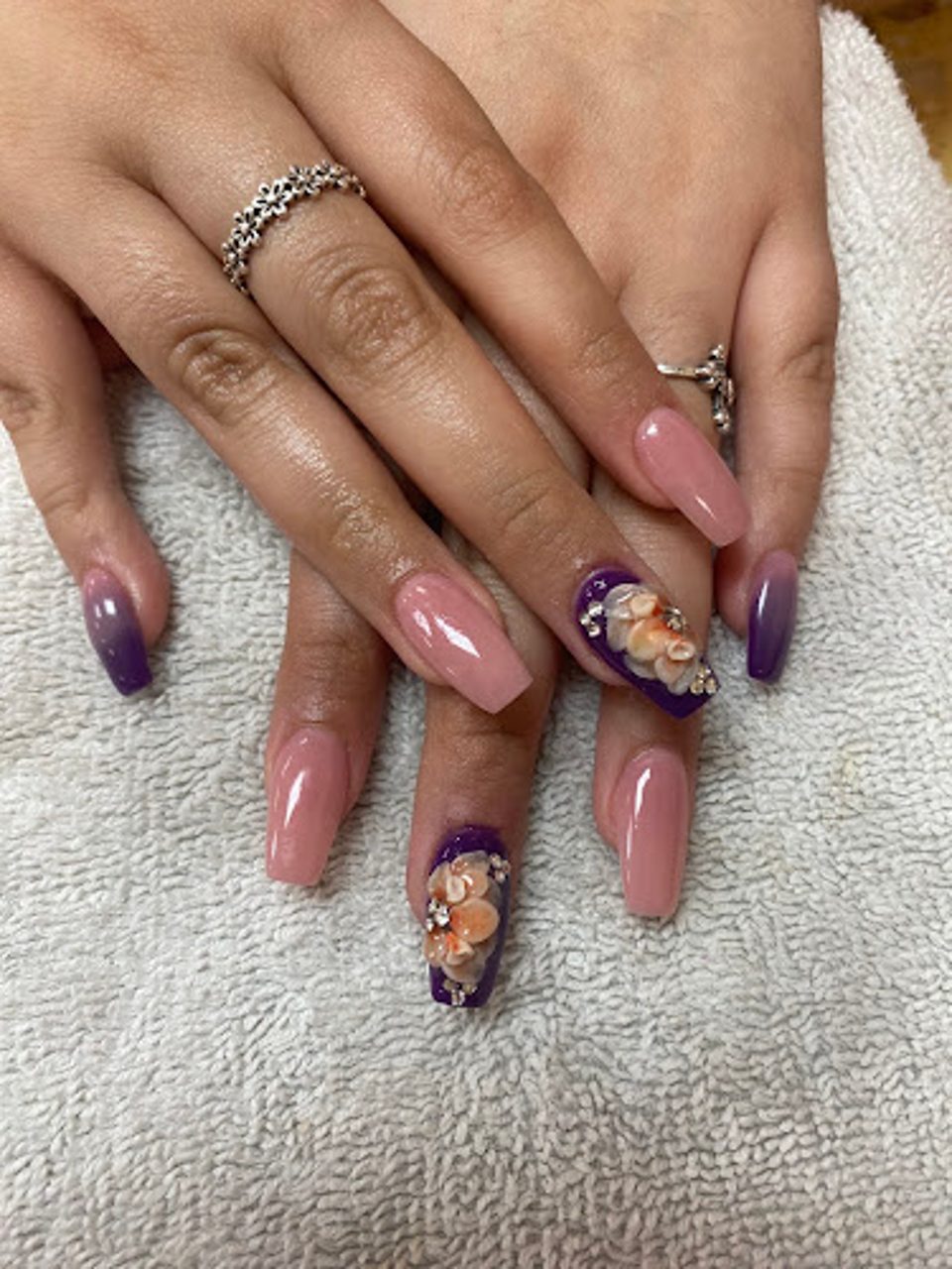 B&M Nails photo 1